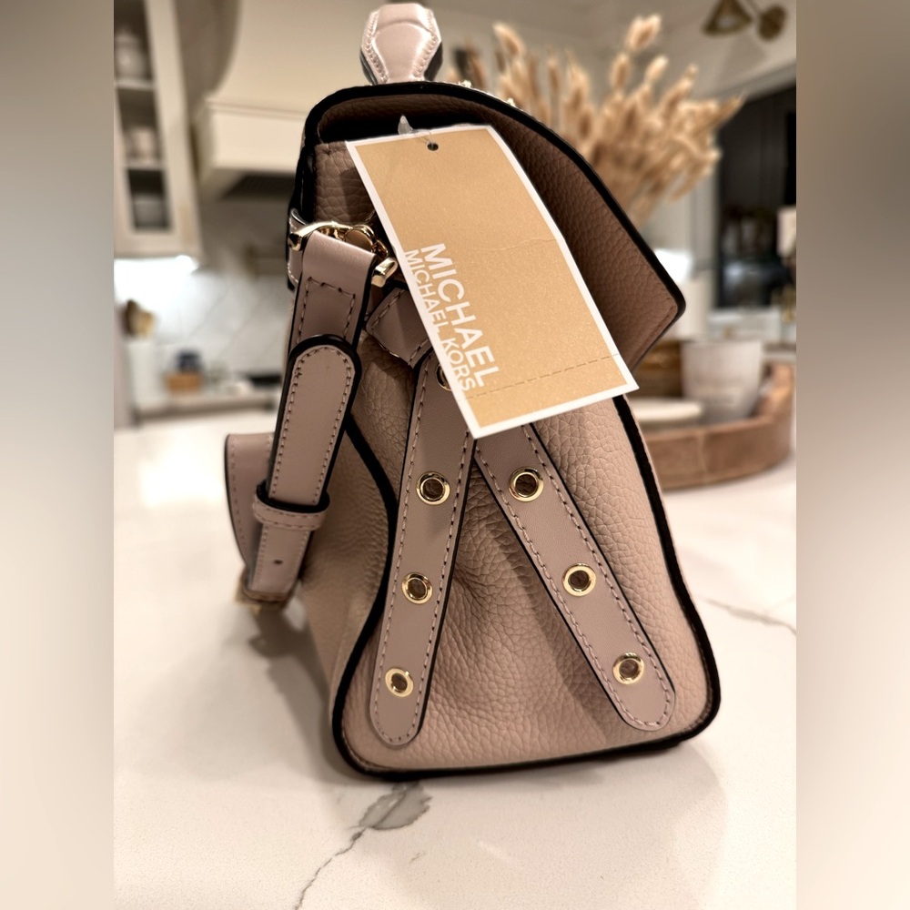 🆕 NWT Michael Kors Bristol Satchel Bag with studs • Soft Nude Pink - Picture 14 of 16
